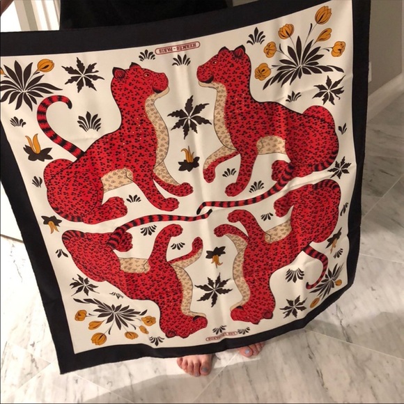 💯Authentic Heremes LIMITED EDITION Silk Scarf‼️ - Picture 2 of 4